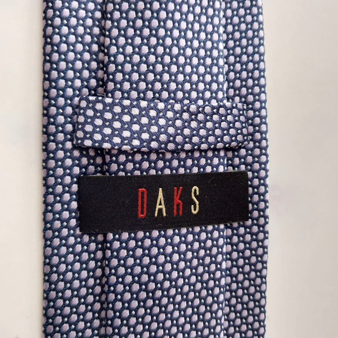 닥스 실크 네이비 도트 패턴 넥타이 8cm 슬림 A+등급 K2115
 상품이미지8