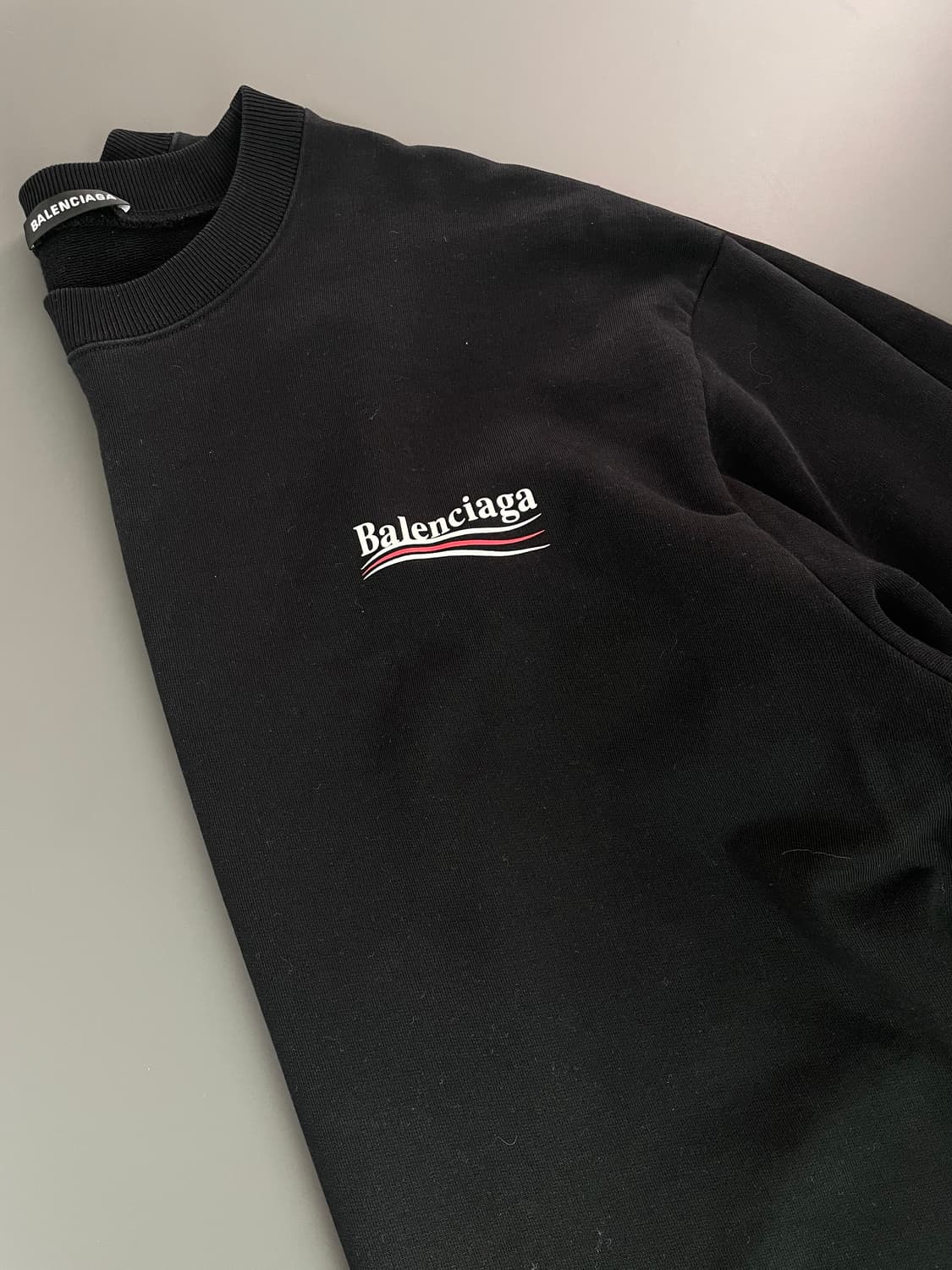 [XXL] 발렌시아가 폴리티컬 웨이브로고 맨투맨 스웻셔츠 상품이미지4