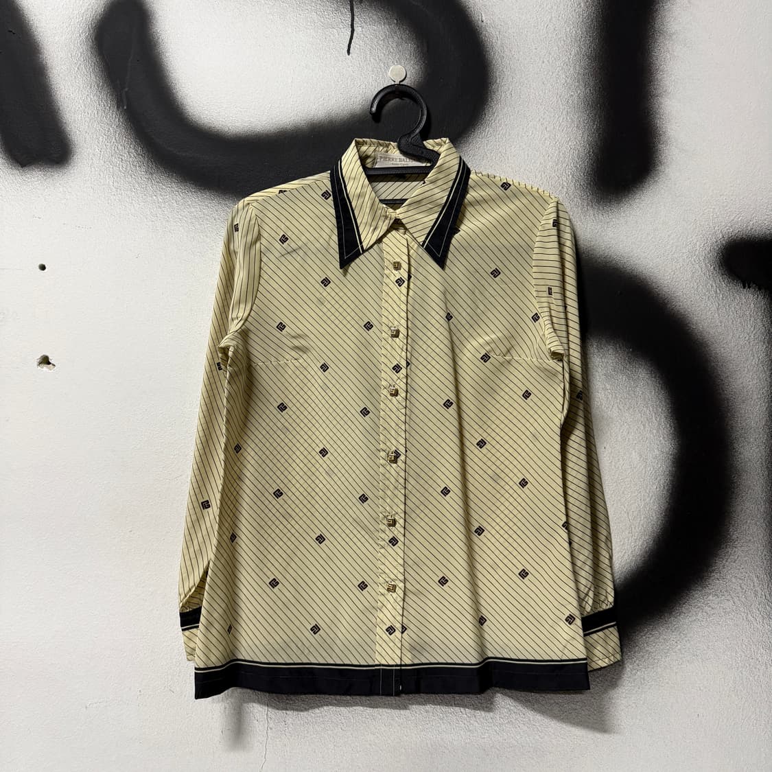 피에르 발망 로고 모노그램 스트라이프 패턴 셔츠 블라우스 상품이미지1