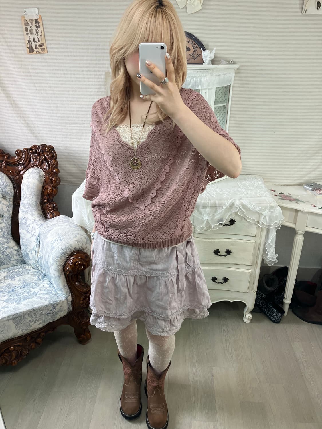 액시즈팜 핑크 크로셰 케이프 니트 상품이미지4