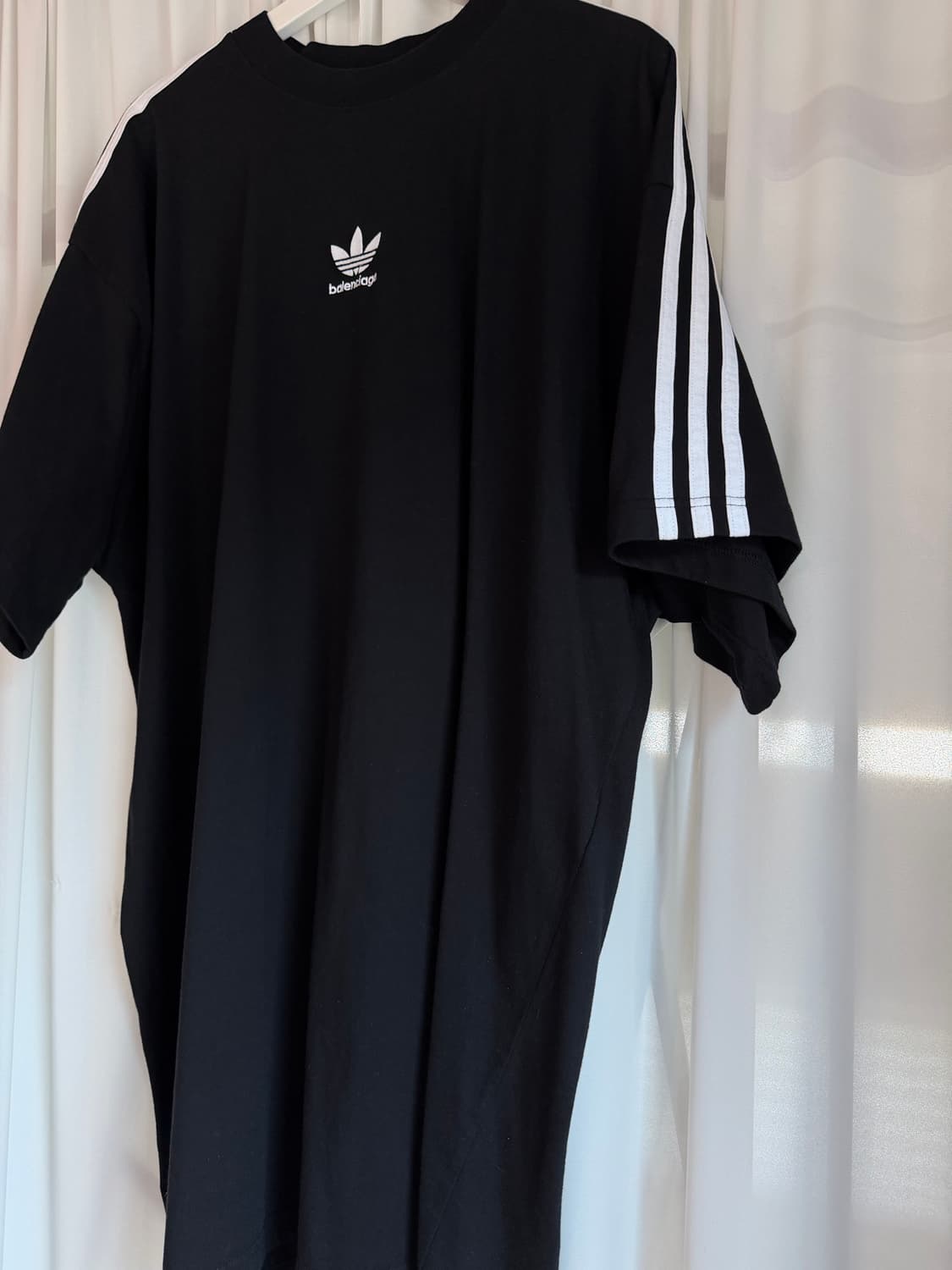 발렌시아가 adidas 오버사이즈 티셔츠 상품이미지4