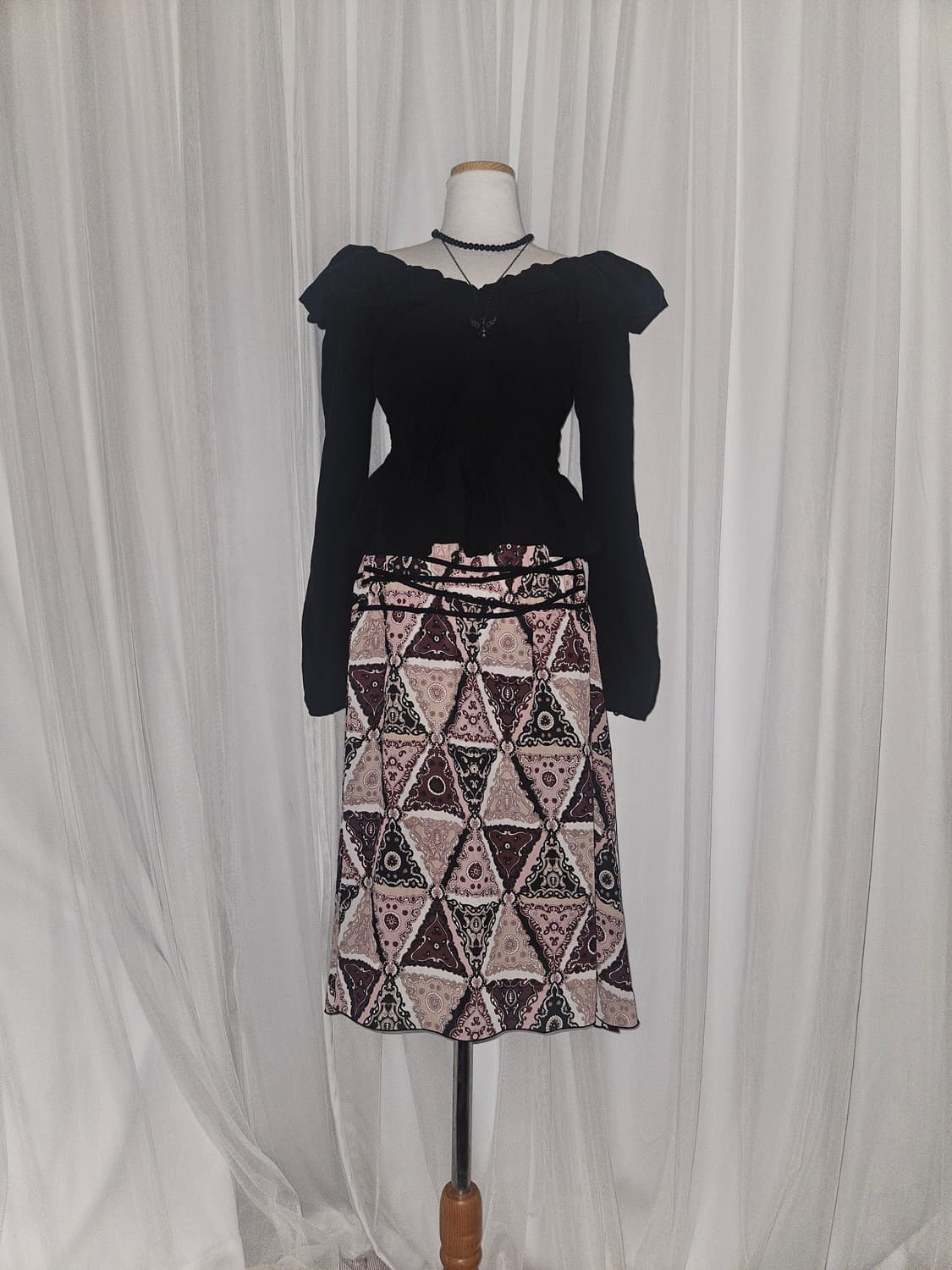 viva presto 빈티지 레드빈 트라이앵글 패턴 라인 스커트 상품이미지1