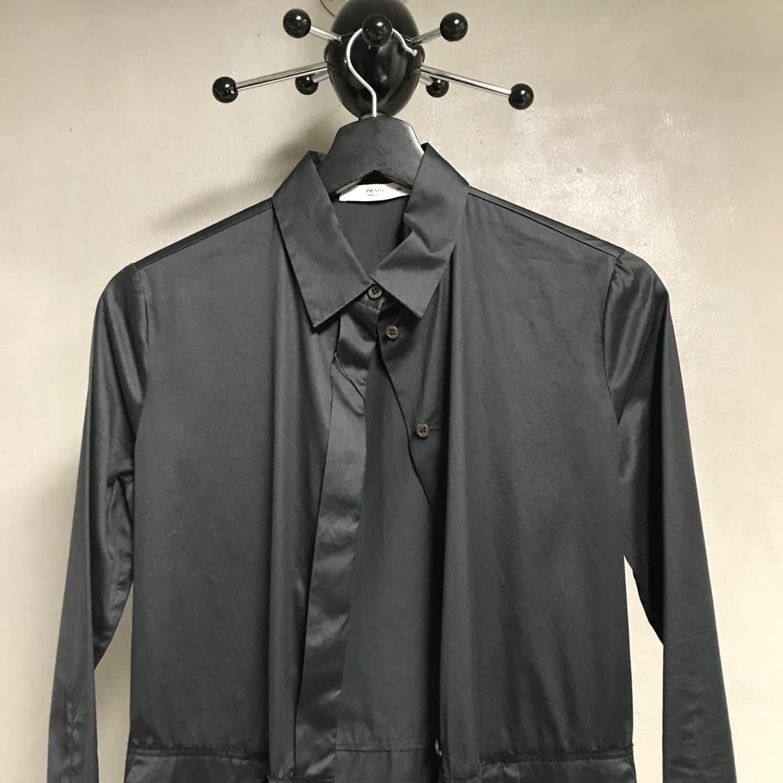프라다 블랙 셔츠 38(W) 상품이미지2