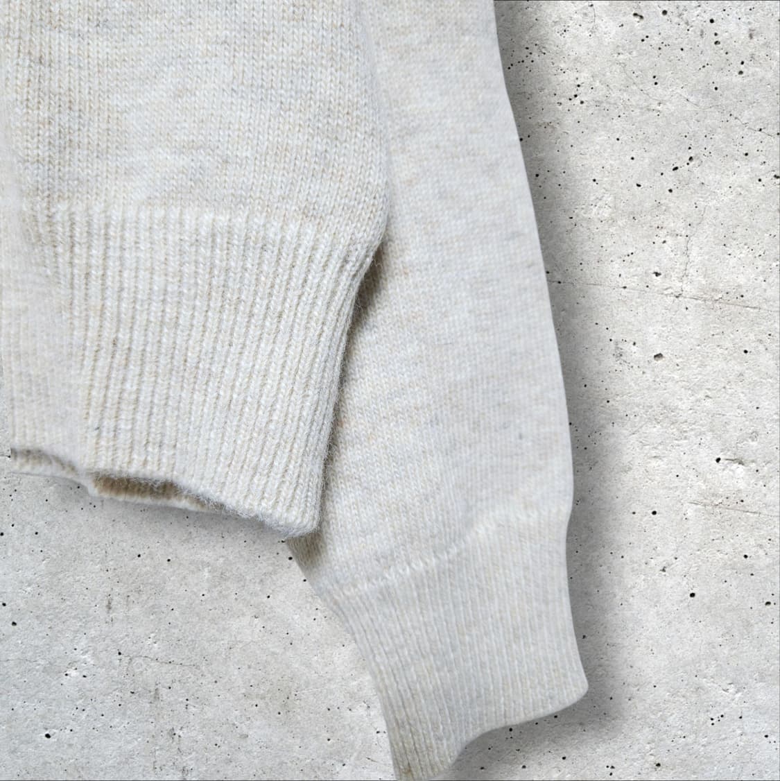단톤 크루넥 니트 가디건 오트밀 (95/M) 상품이미지5
