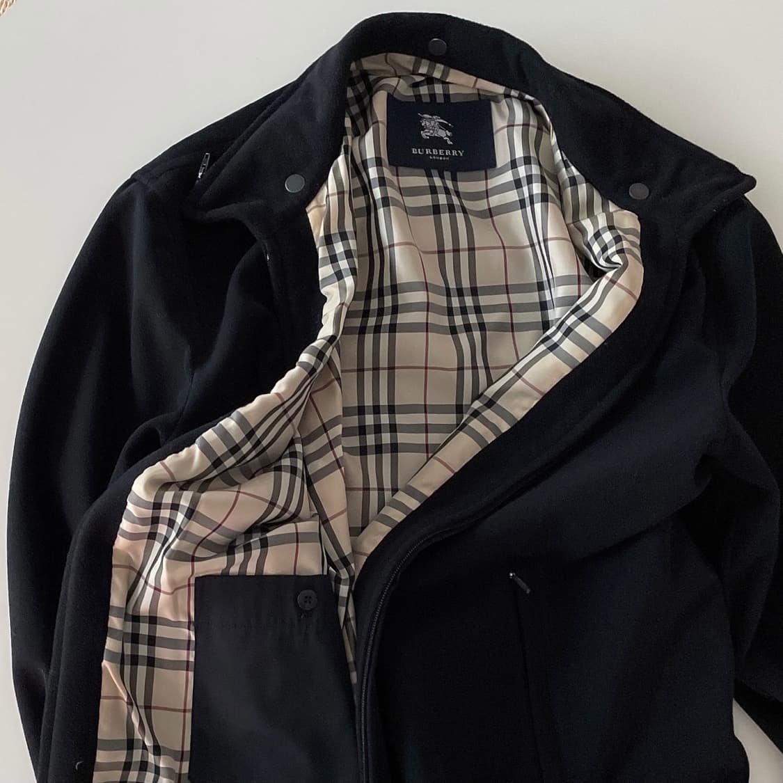(BURBERRY)버버리 블랙 리비시블 후리스자켓 상품이미지5