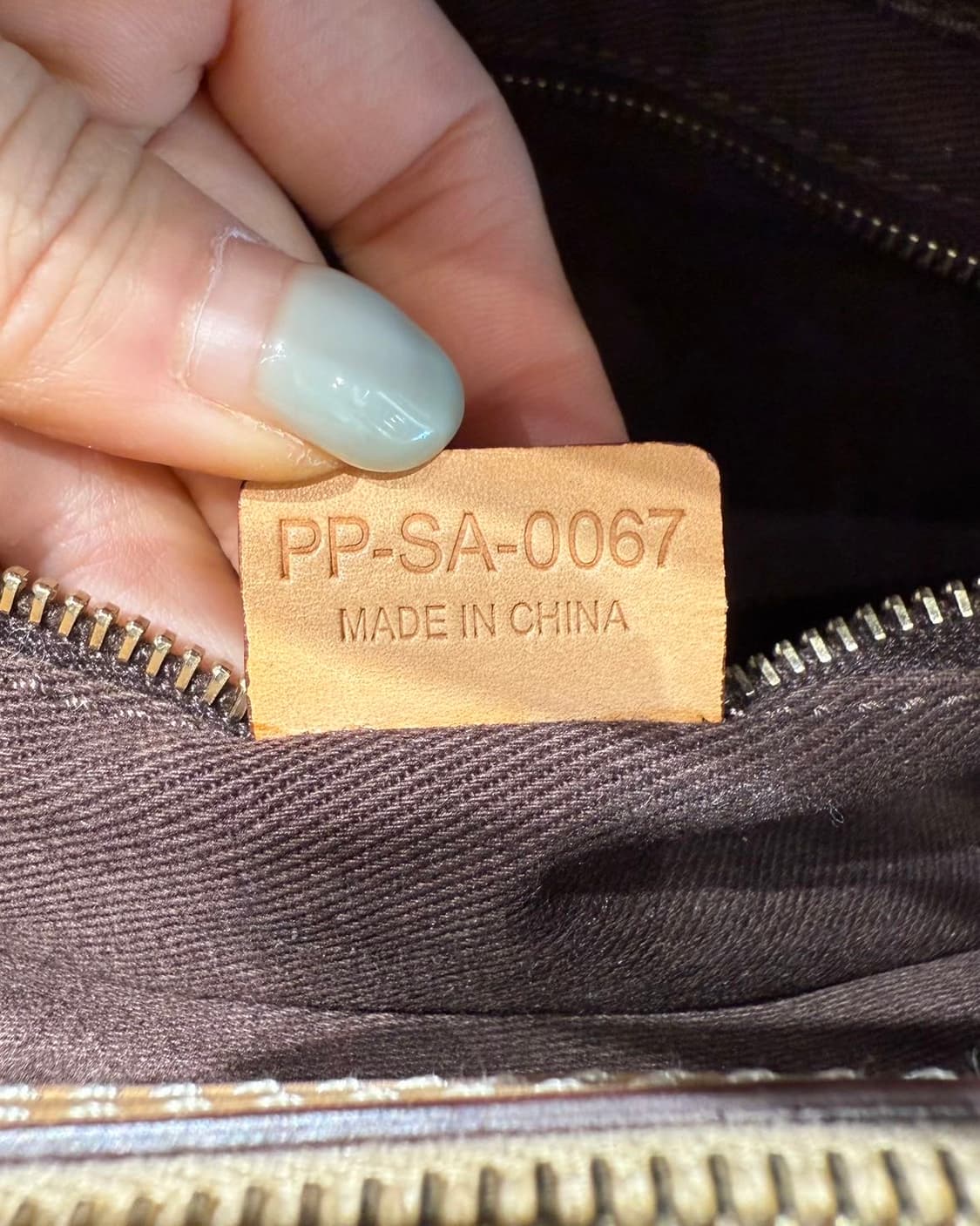 셀린느 브라운 마카담 토트백  상품이미지9