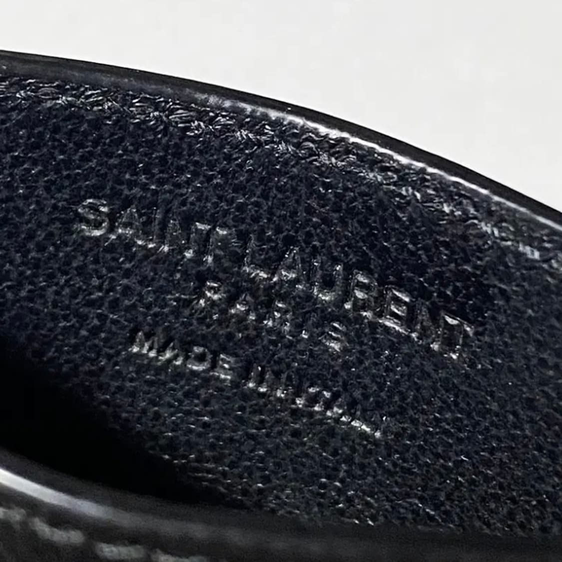 [정품] 생로랑 캐비어 소가죽 카드지갑 상품이미지6