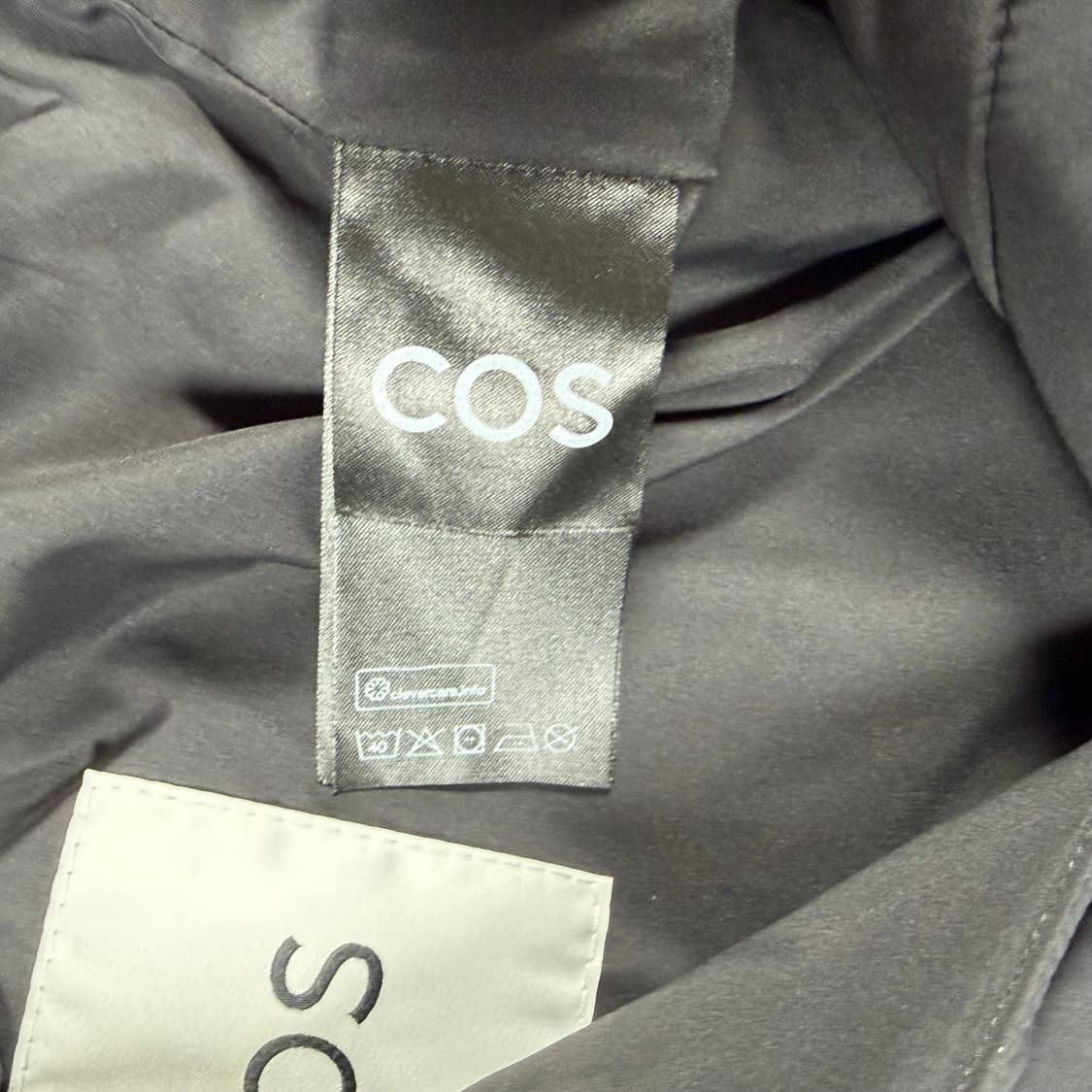 COS 코스 패딩 조끼 후드 상품이미지3