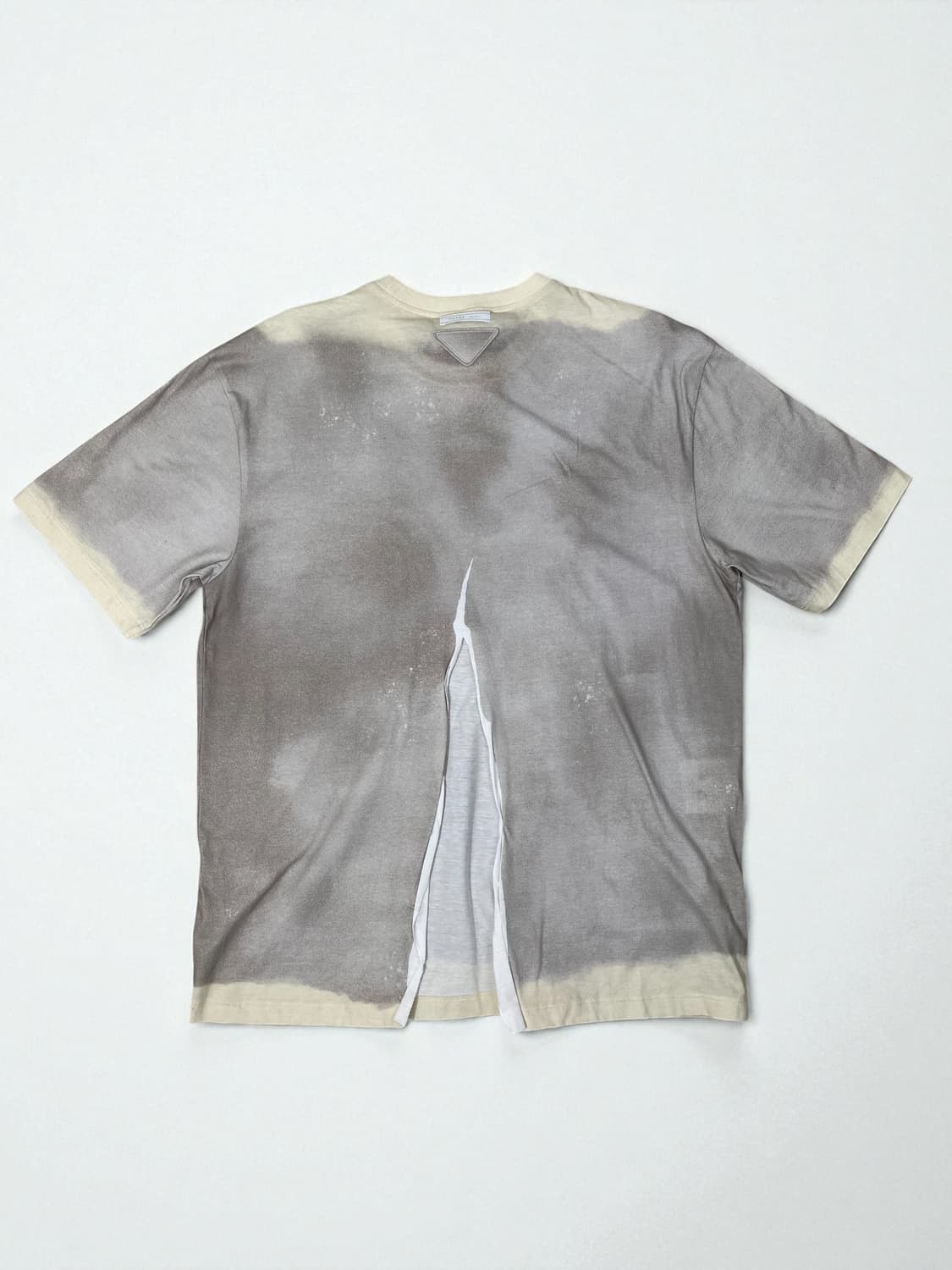 PRADA 프라다 타이다이 프린팅 백 슬릿 티셔츠 L사이즈 상품이미지3