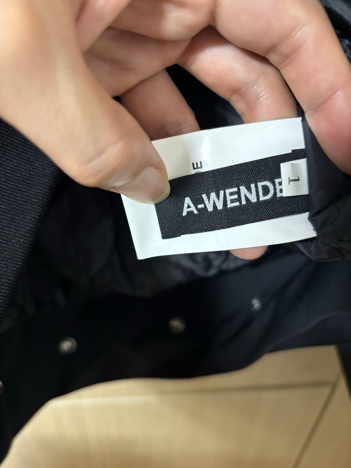 어웬드 블랙 봄버 자켓 스타일 상품이미지9