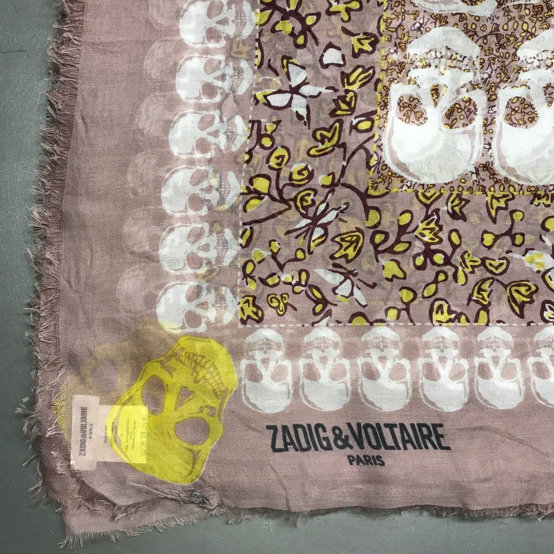 쟈딕앤볼테르 스컬 패턴 스카프 상품이미지3