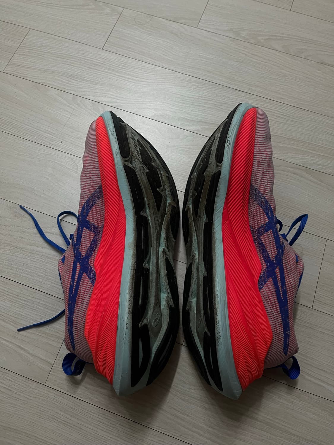 아식스 러닝화 290 슈퍼블라스트 상품이미지2