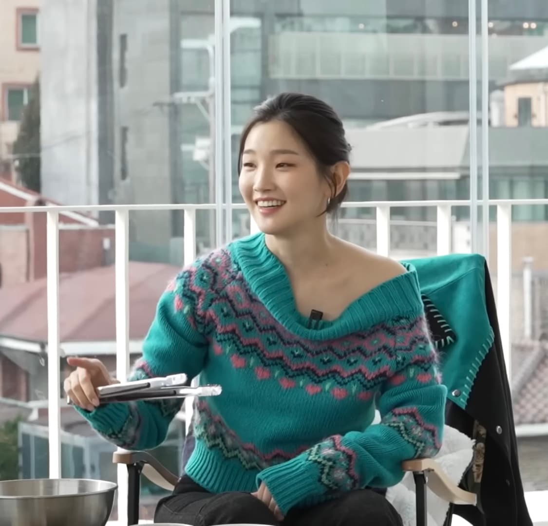 앤더슨벨 TAKO NORDIC OFF-SHOULDER KNIT TOP 상품이미지4