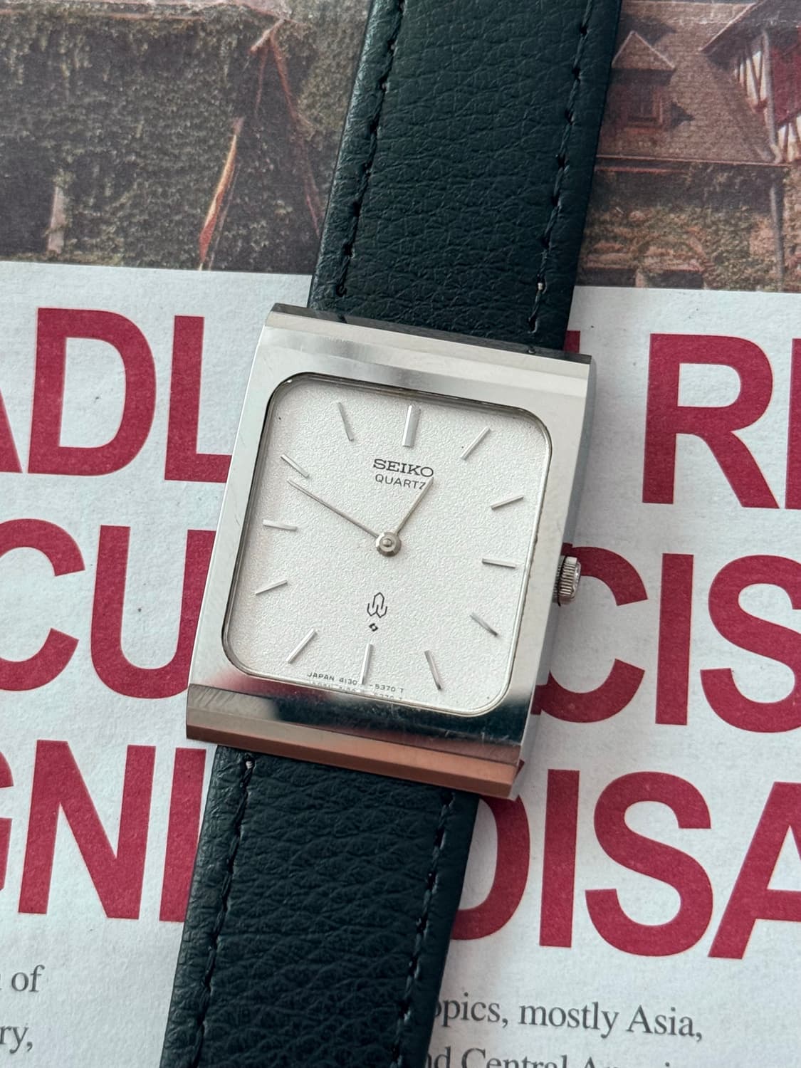 Seiko 세이코 쿼츠 스퀘어 샌드 블래스트 1976 상품이미지1