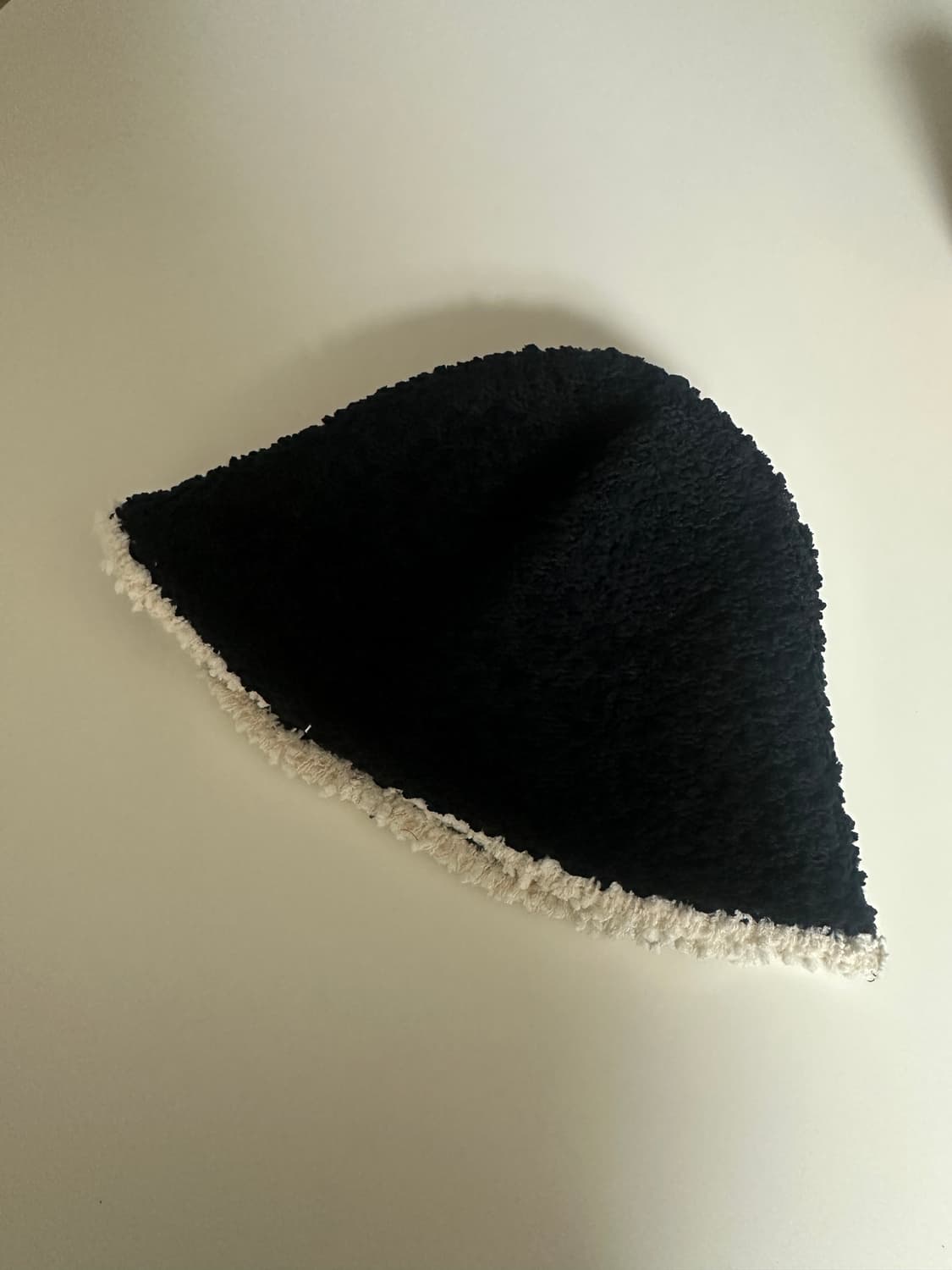 니트 배색 벙거지 버킷햇 블랙 새상품 상품이미지7