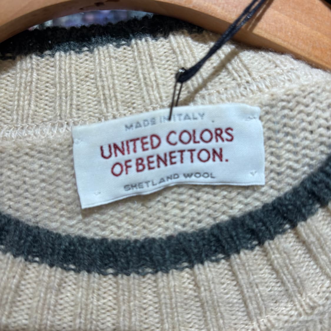 UNITED COLORS OF BENETTON 고양이 자수 배색 니트 상품이미지6