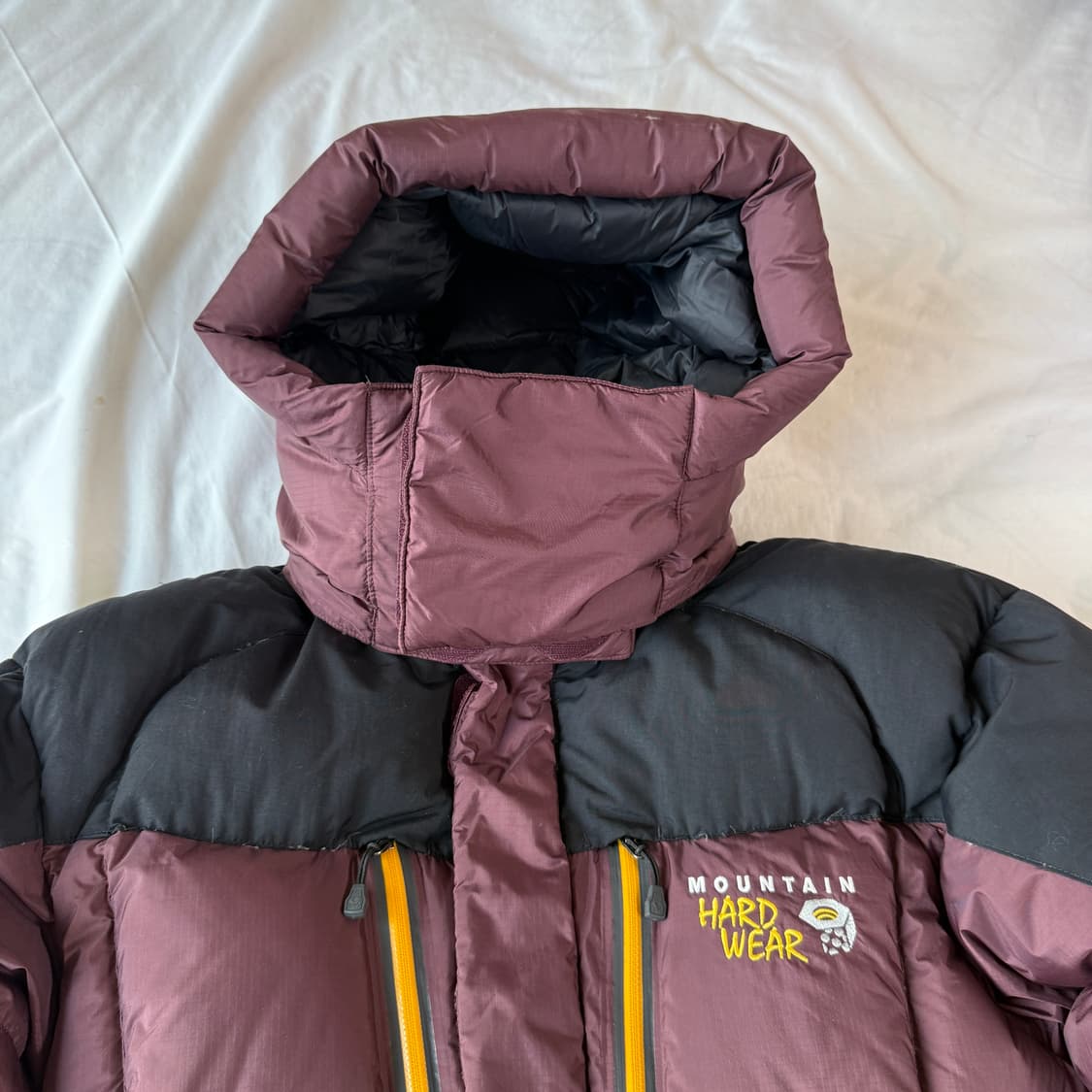 마운틴하드웨어 고프코어 구스다운 패딩 버건디 L 상품이미지3