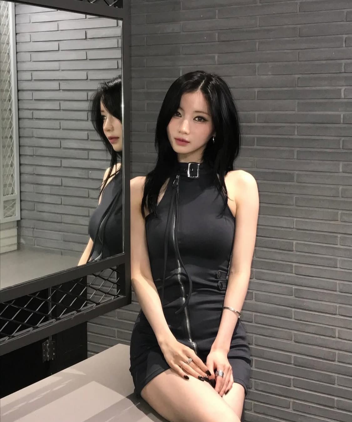 <새상품>비엔프롬 하이넥 버클 지퍼 원피스 상품이미지4