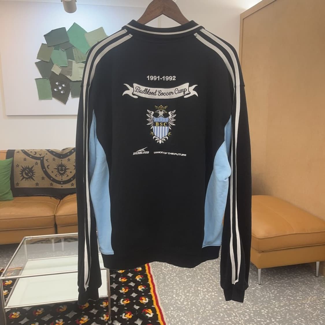 배드블러드 블록코어 싸커 캠프 키치 패널 맨투맨 M C07838 상품이미지4