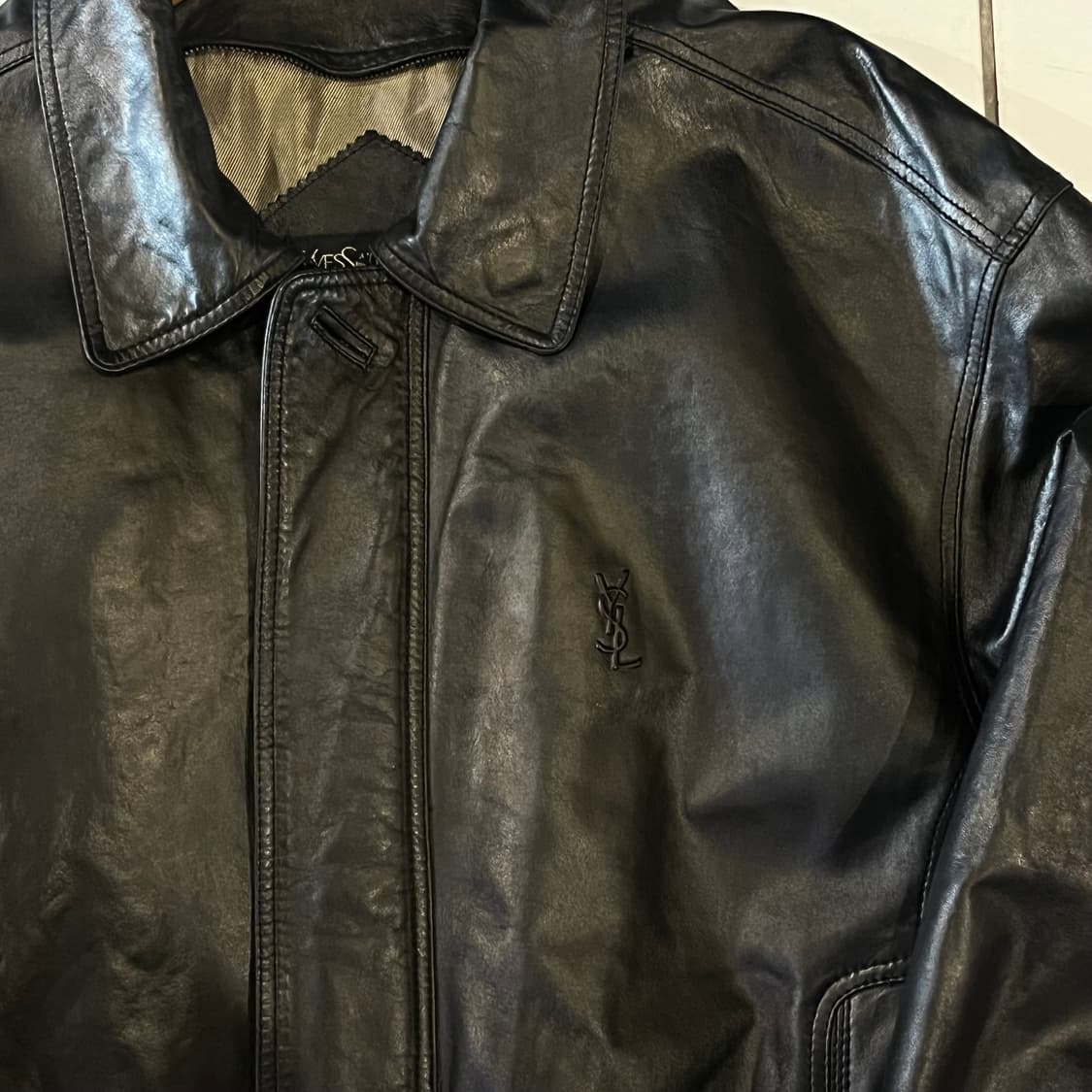 입생로랑 YSL 블랙 양가죽 자켓 상품이미지3