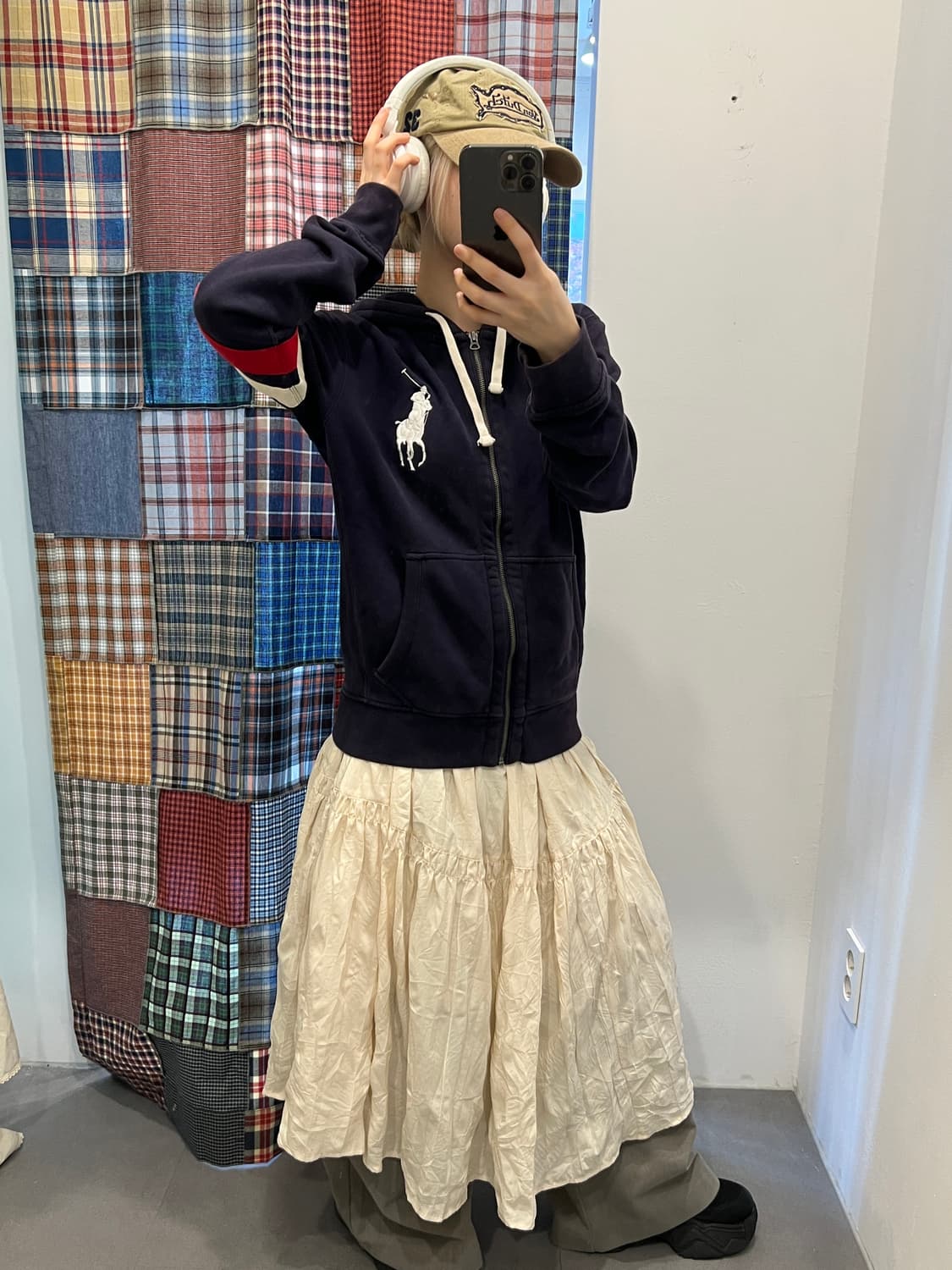 베이지 프릴 롱 치마 상품이미지1