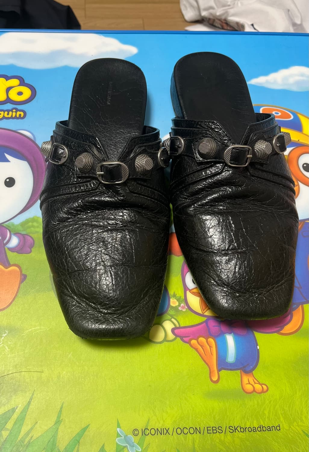 발렌시아가 코지 카골 뮬 상품이미지1