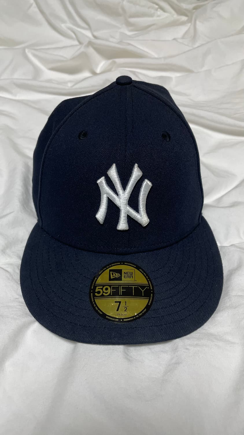 뉴에라 59fifty 양키스 네이비 볼캡 7 1/2사이즈 상품이미지2