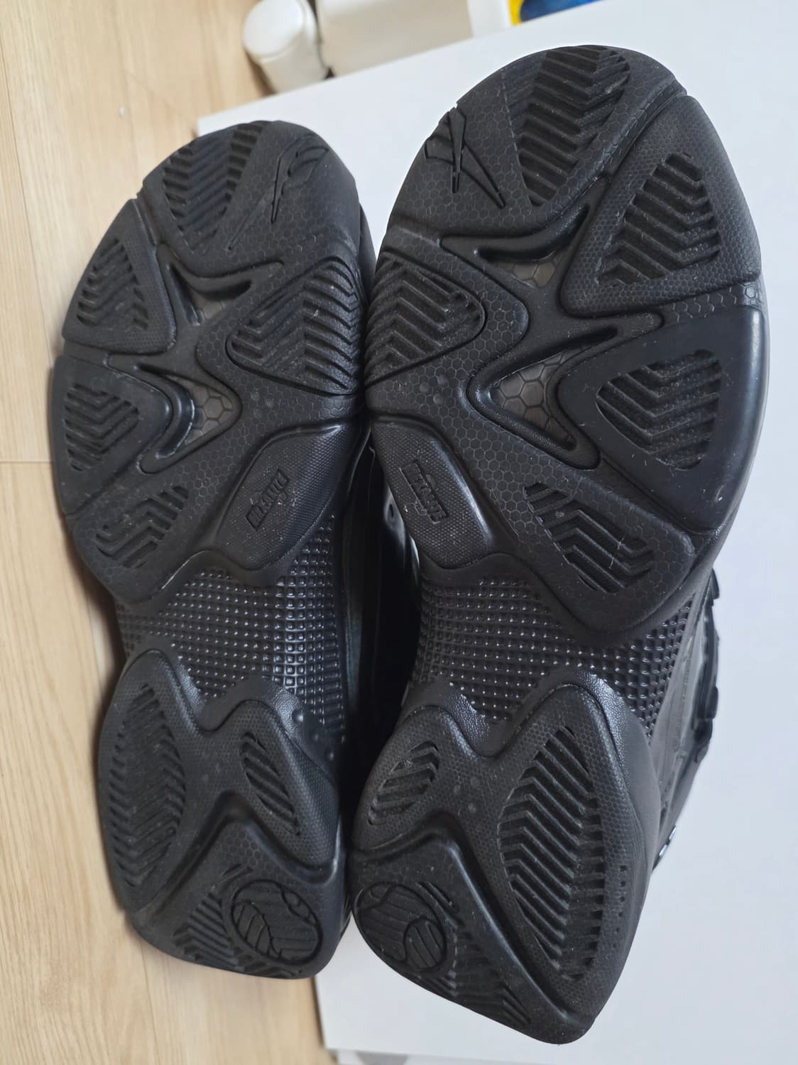 리복 준지 펌프 코트 블랙 285 상품이미지7