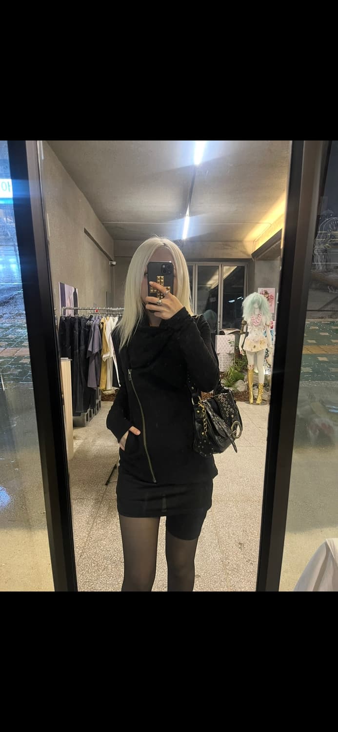 헬무트랭 사선 지퍼 디테일 집업 상품이미지1