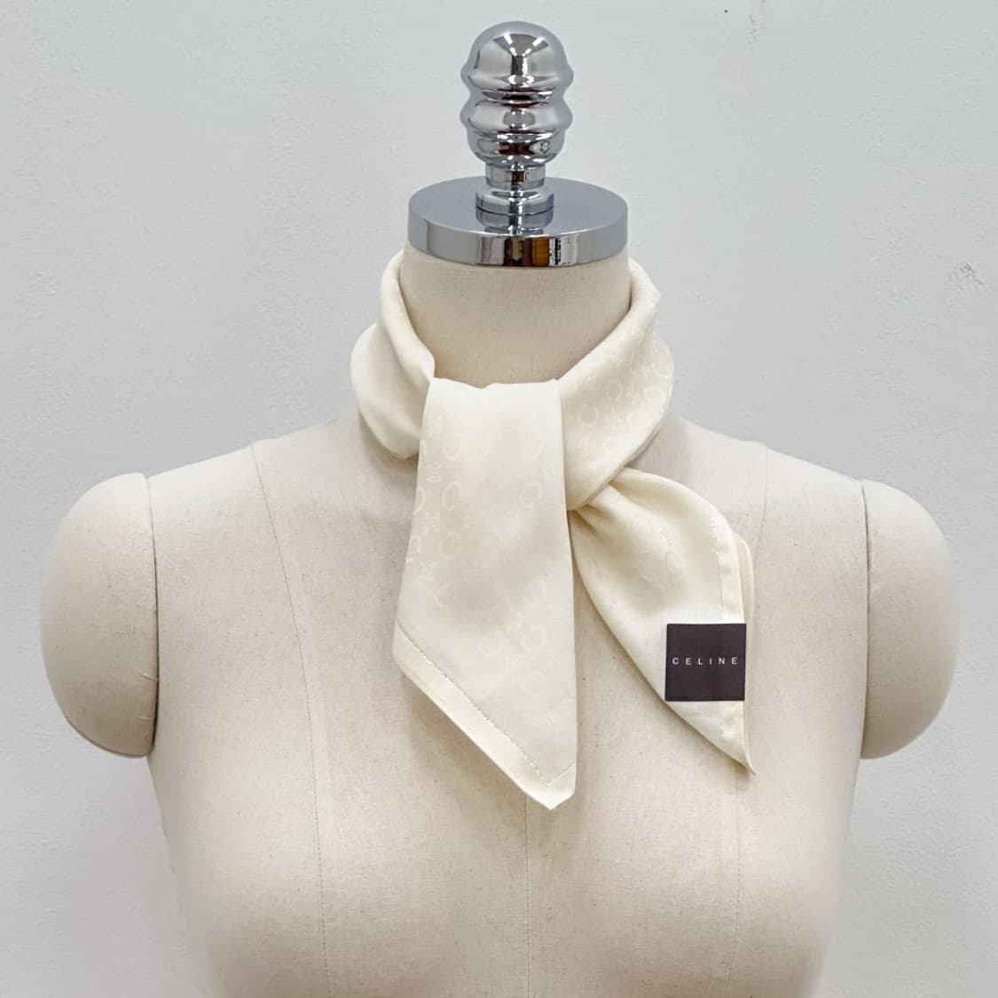 (새상품) celine / 셀린느 쁘띠스카프 손수건 상품이미지7
