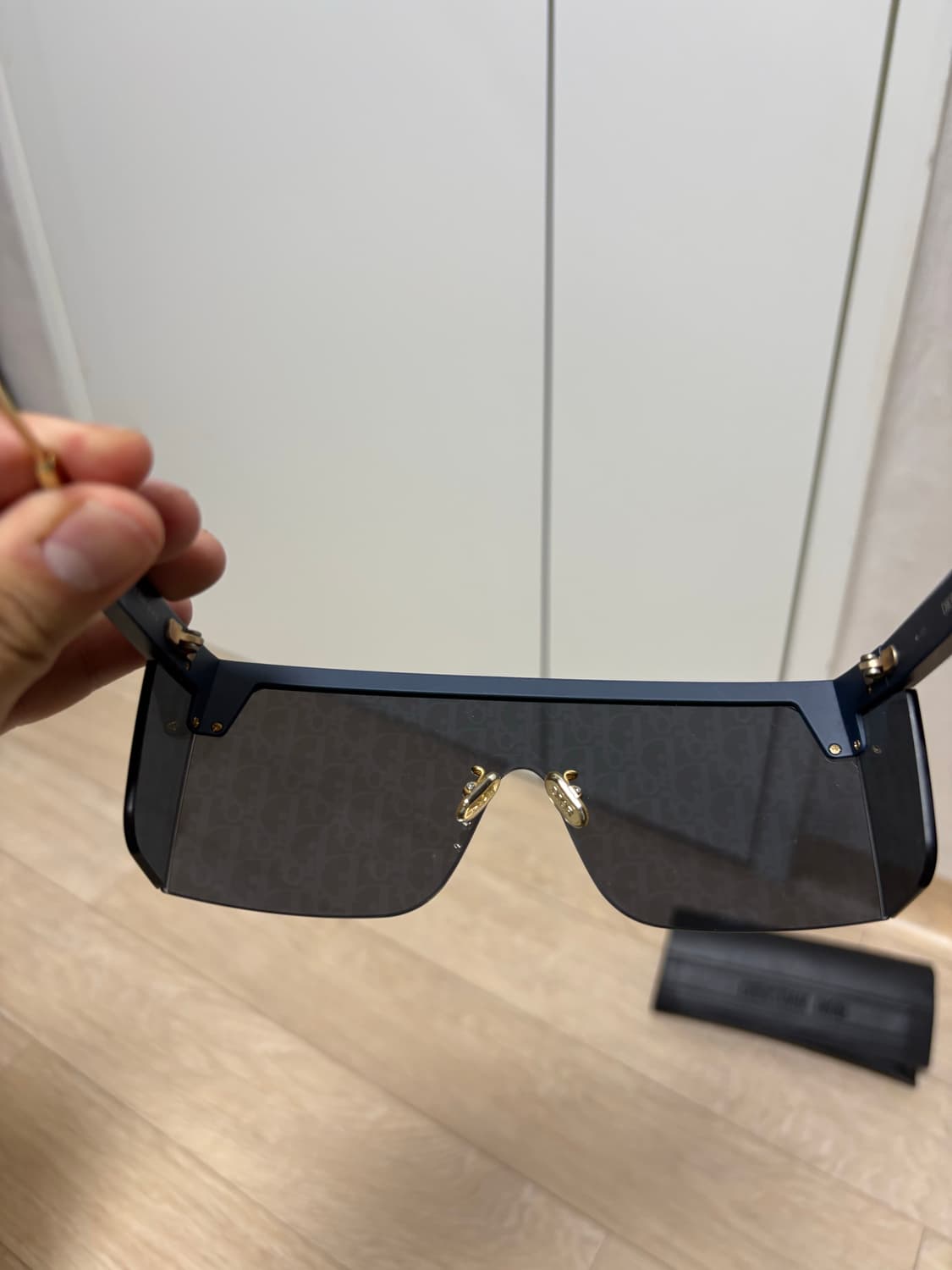 (새상품급, 정품) 디올 오블리크 금장 선글라스 m1u 상품이미지6