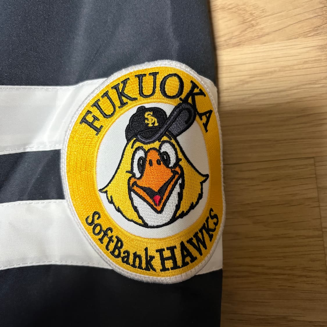 마제스틱 소프트뱅크 야구점퍼 상품이미지3