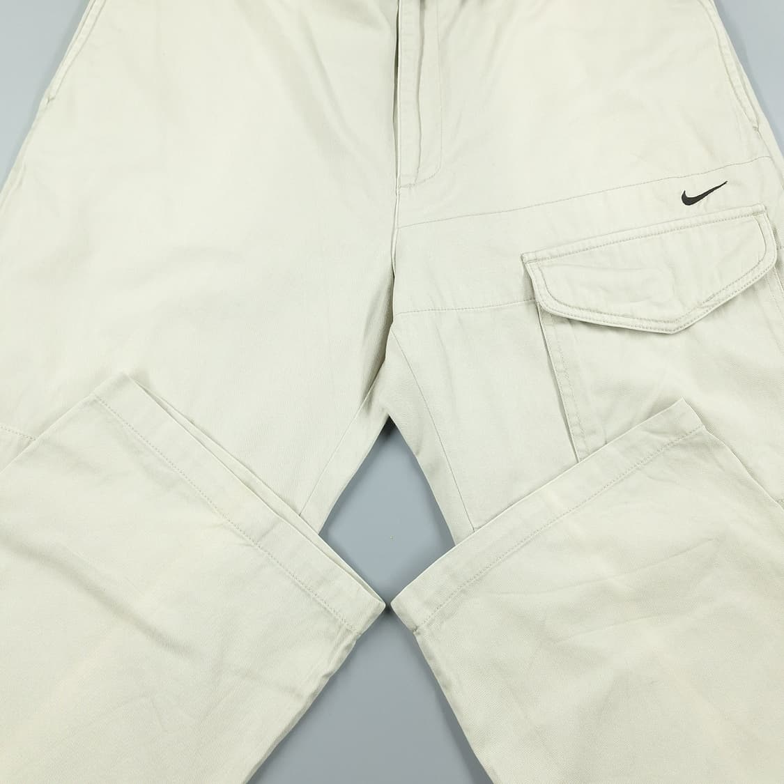 나이키 00s 화이트 블랙 배색 스우시 로고 벨티드 카고바지 카고팬츠 상품이미지4