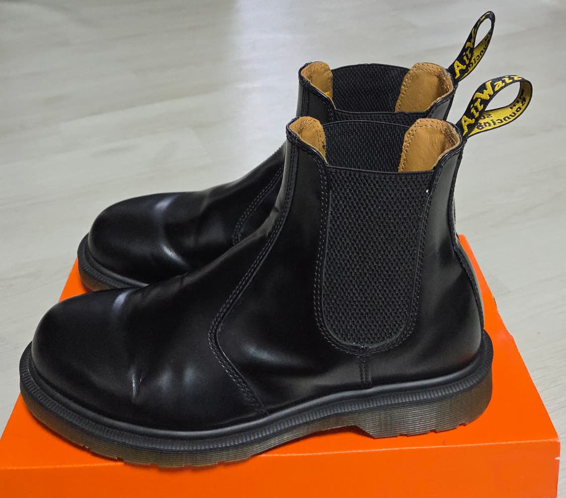 닥터마틴 2976 첼시 부츠  상품이미지2