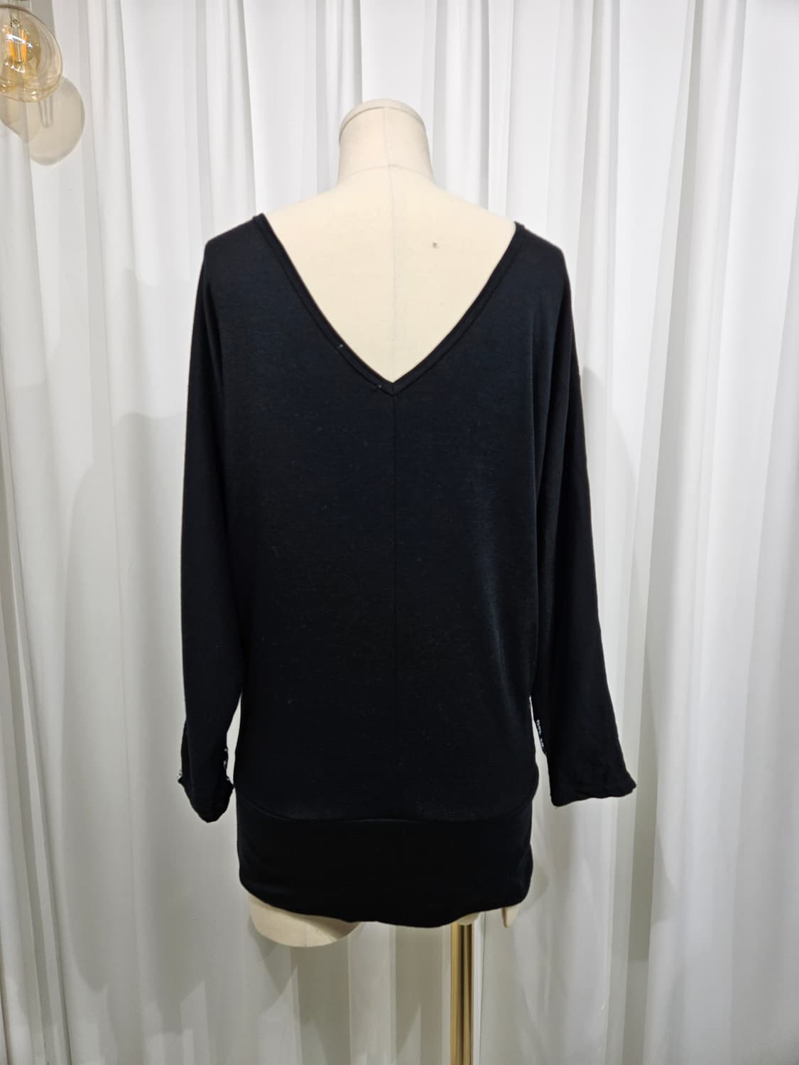 우티스타일 펑크 브이넥티 상품이미지2