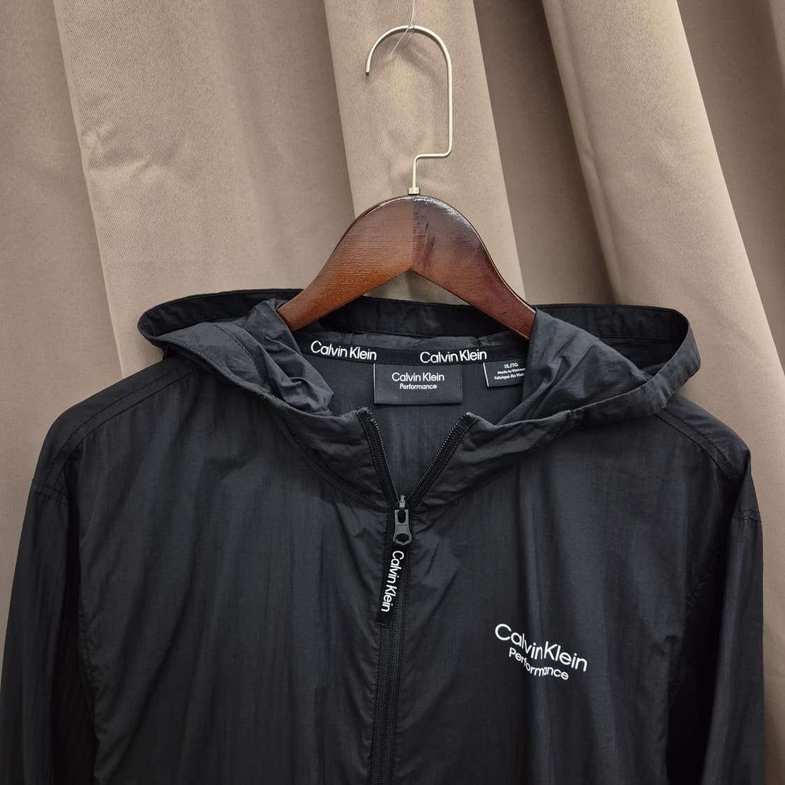 캘빈클라인 경량 바람막이 XL 상품이미지2