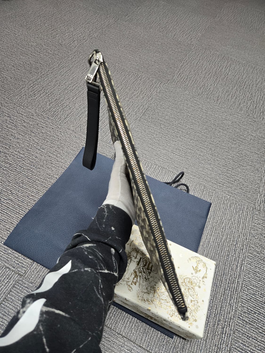 [특가][정품] 디올 오블리크 클러치백 A4 상품이미지3