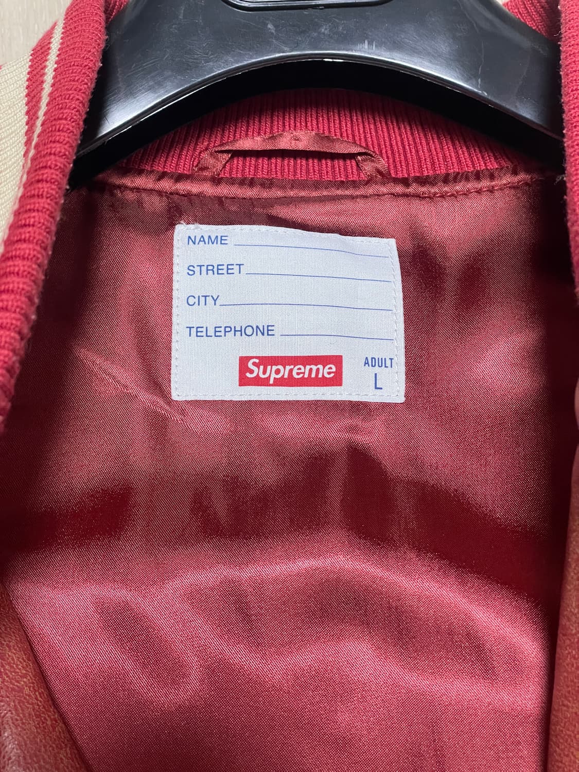 슈프림 원 레더 바시티 레드 L 상품이미지4