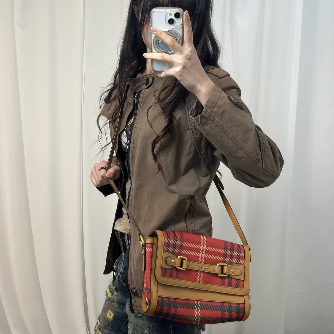 Beanpole Crossbody Bag 상품이미지1