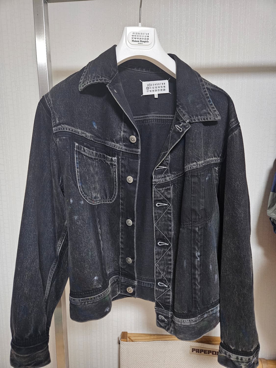 22fw 메종마르지엘라 페인트 자켓 48사이즈 상품이미지1