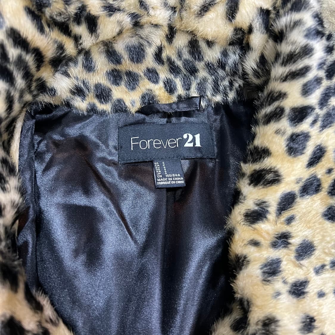 S) 포에버21 레오파드 퍼 코트 상품이미지2