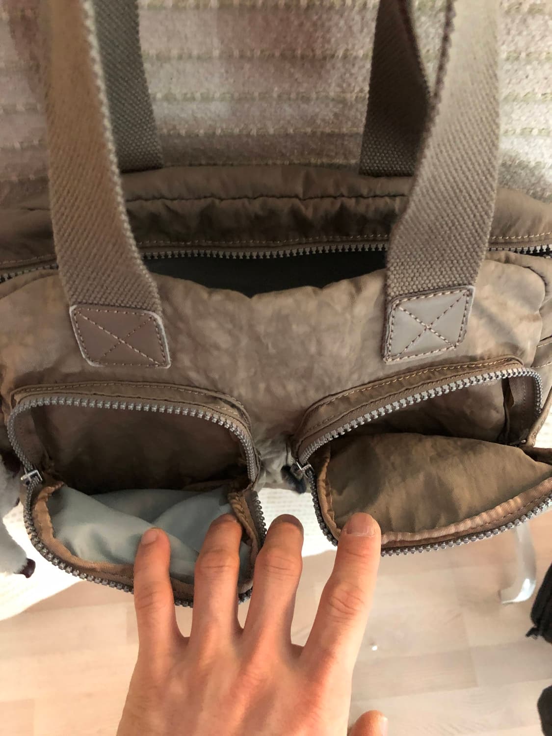 빈티지 키플링 Y2K 다크 베이지 나일론 숄더백 토트백 상품이미지4