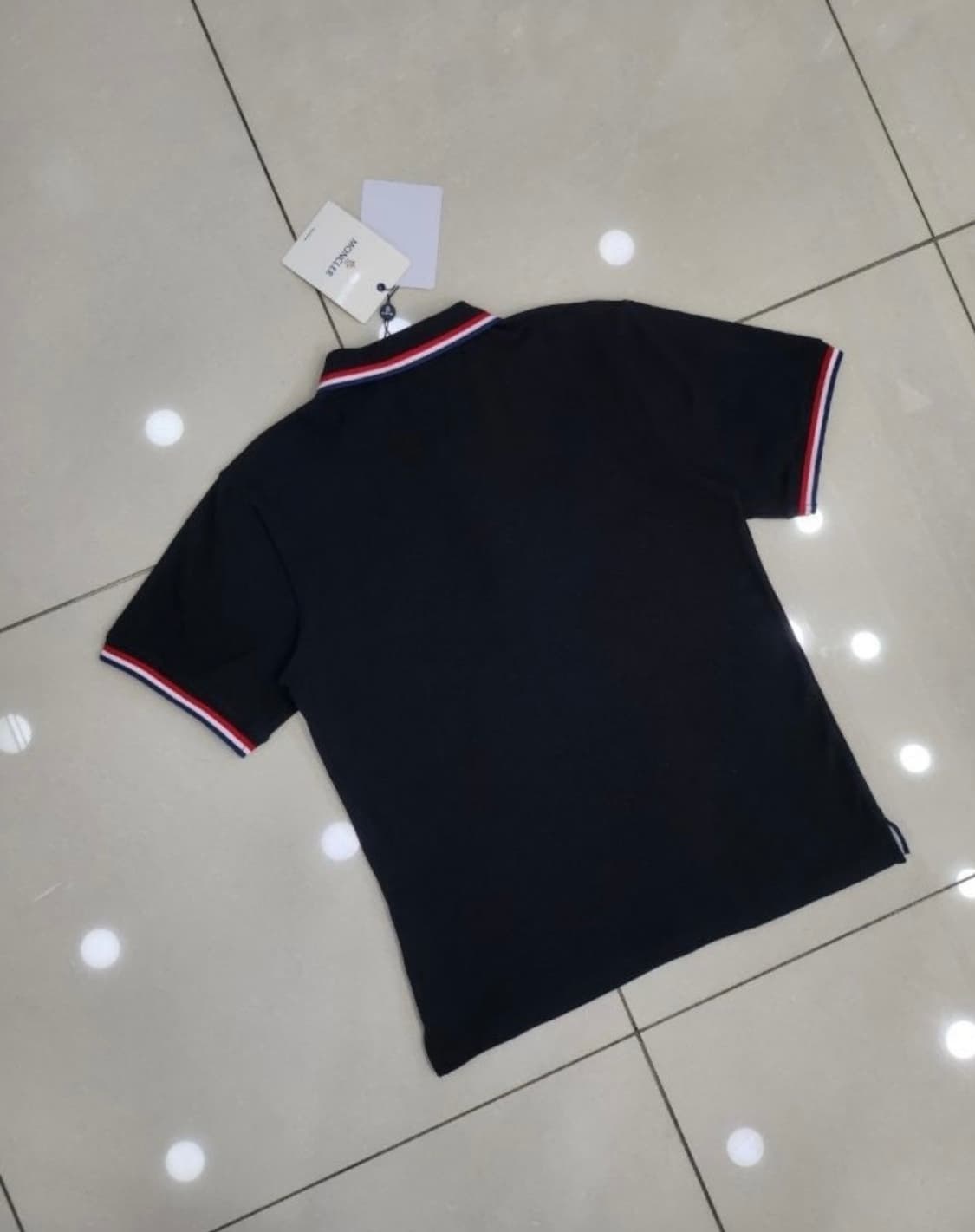 몽클레어 삼선 포인트 로고 면 PK 반팔티 상품이미지2