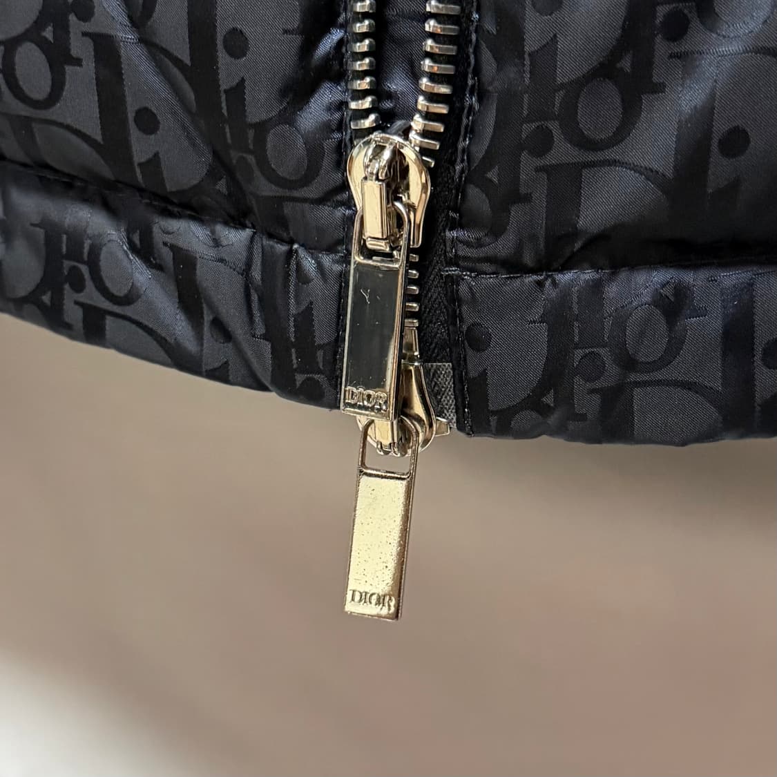 [S+급/48] 디올 오블리크 패딩 블랙 풀구성 상품이미지8