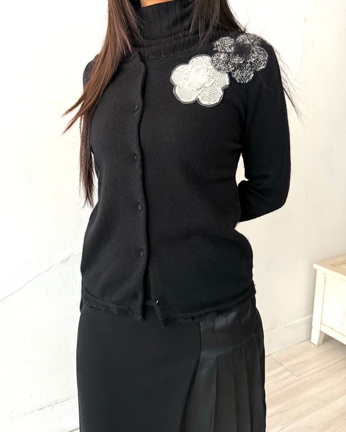 Archive Floral Corsage Knit Cardigan 상품이미지4