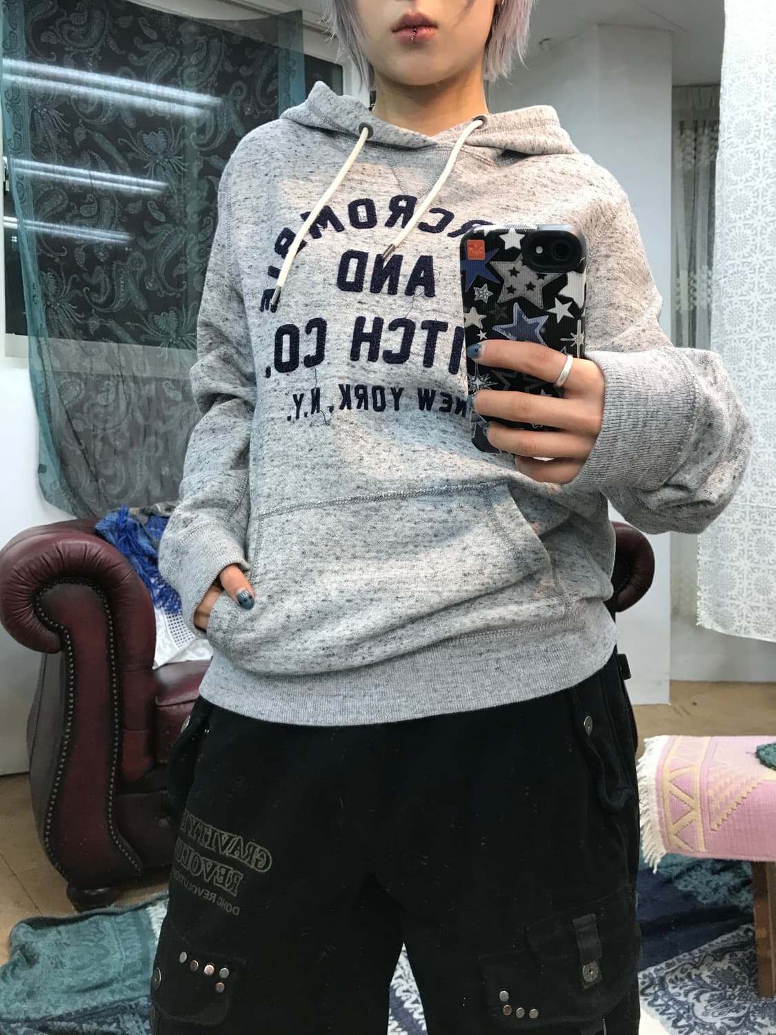 아베크롬비 여성 빅로고 자수 후드티  상품이미지2