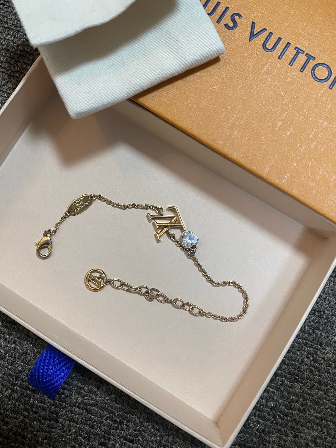 루이비통 LV 아이코닉 하트 팔찌 상품이미지2