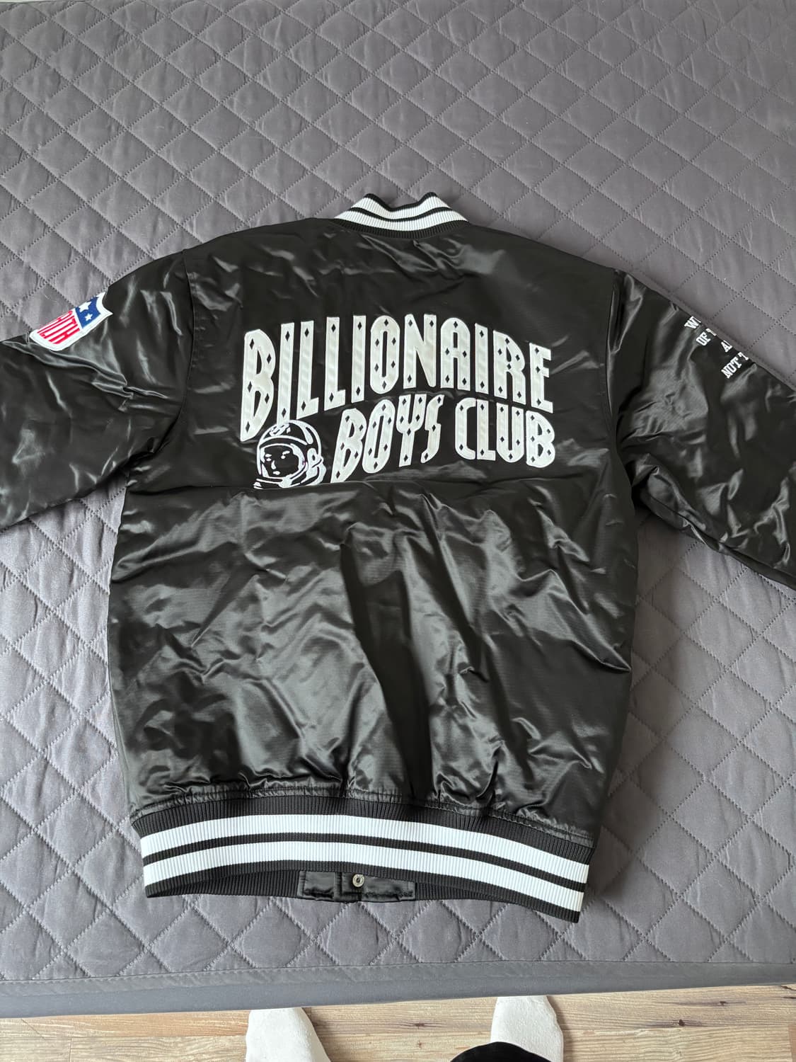 빌리네어 보이즈 클럽 x 마제스틱 자켓 상품이미지1