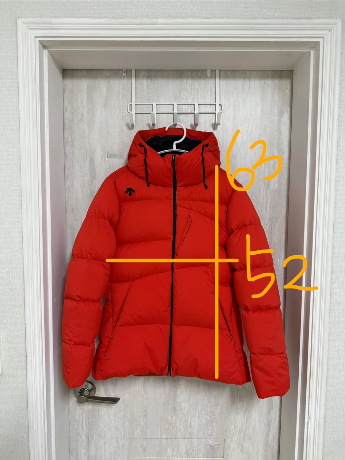 여성 90 / 데상트 덕다운 숏패딩 오렌지 상품이미지2