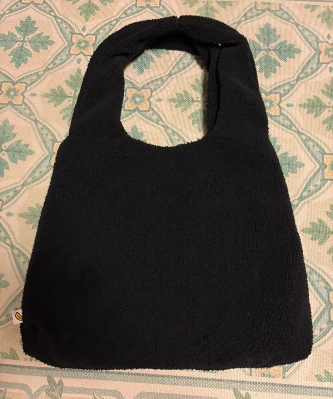 베이비 마일로 퍼 숄더백 블랙 상품이미지2